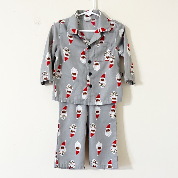 Old Navy Other - Old Navy Unisex Holiday-Print Santa Walnut Pajama Set Size 12-18 Months